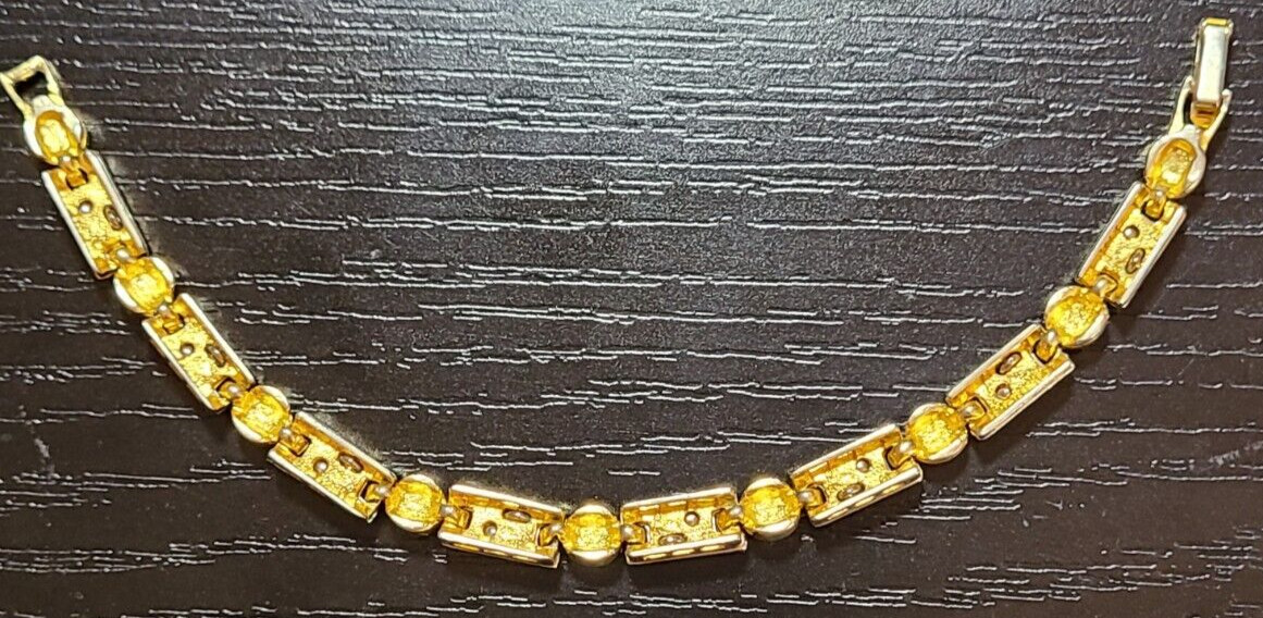 VINTAGE STUNNING GOLD SILVER TONE CLEAR CRYSTAL BRACELET