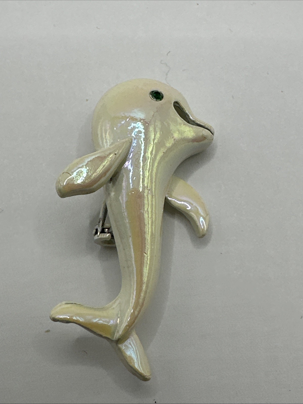 Vintage Beluga Whale White Pearlescent Enamel Dolphin Brooch Pin Sea Creature