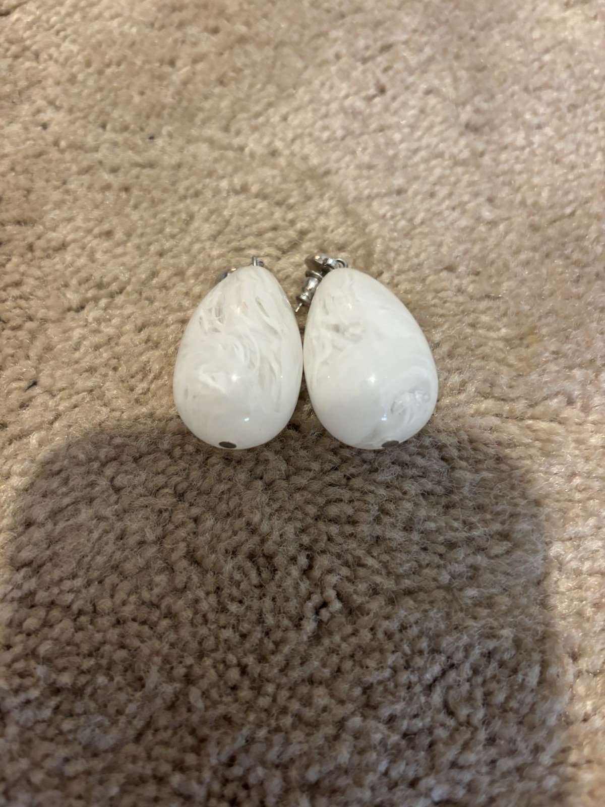 Vtg YSL Yves Saint Laurent WHITE EGG SHAPED MARBLE EARRINGS
