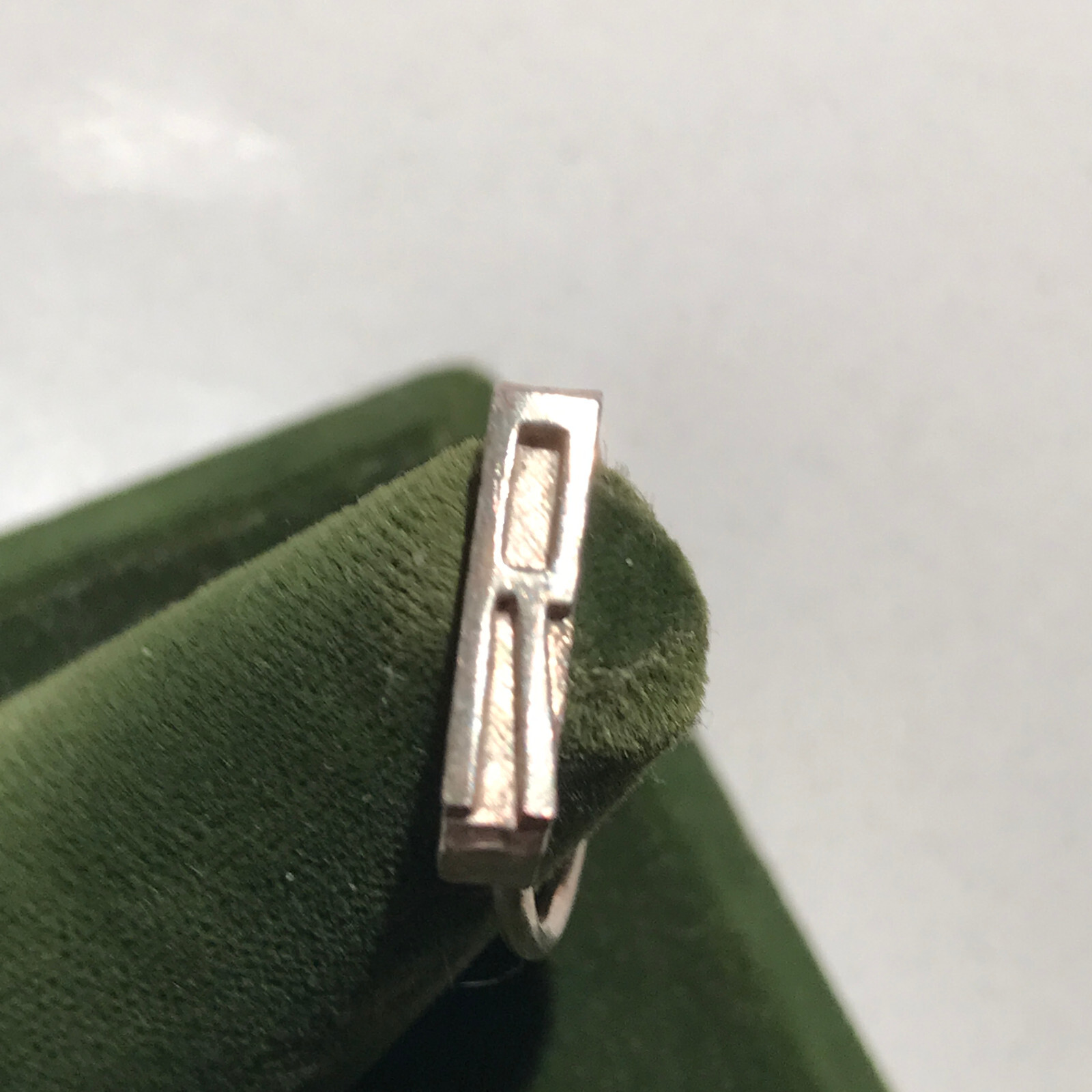 Vintage Sterling Silver Stamped Typebar Monogram “R” Ring Size 6 ADJUSTABLE