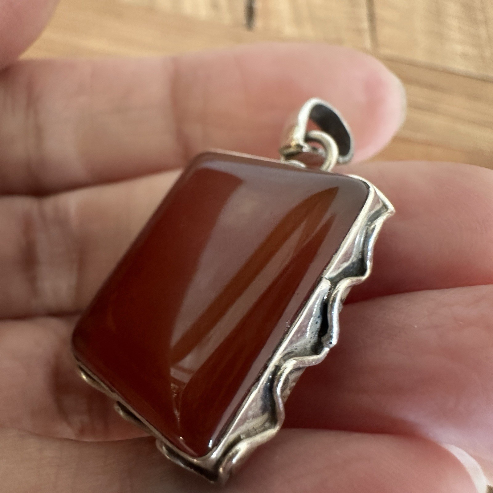 VTG Artisan Pendant Necklace 19 Inch Red Orange Carnelian Agate Sterling 20.8g