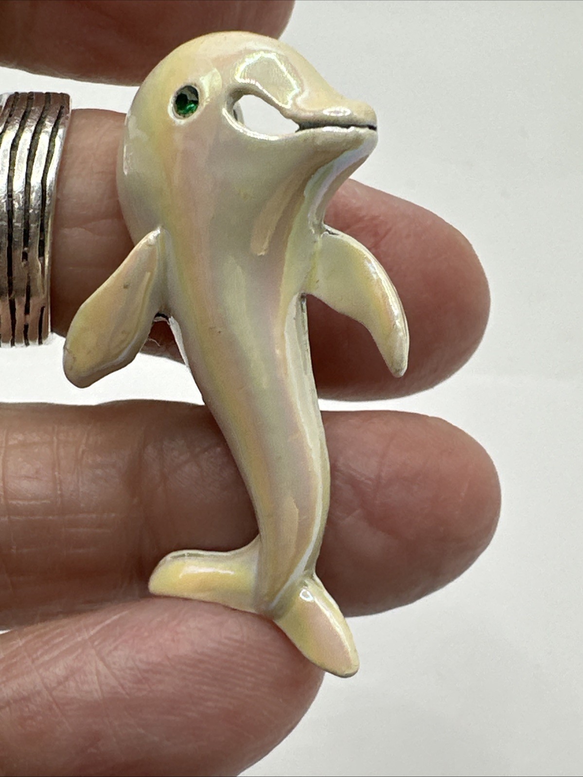 Vintage Beluga Whale White Pearlescent Enamel Dolphin Brooch Pin Sea Creature