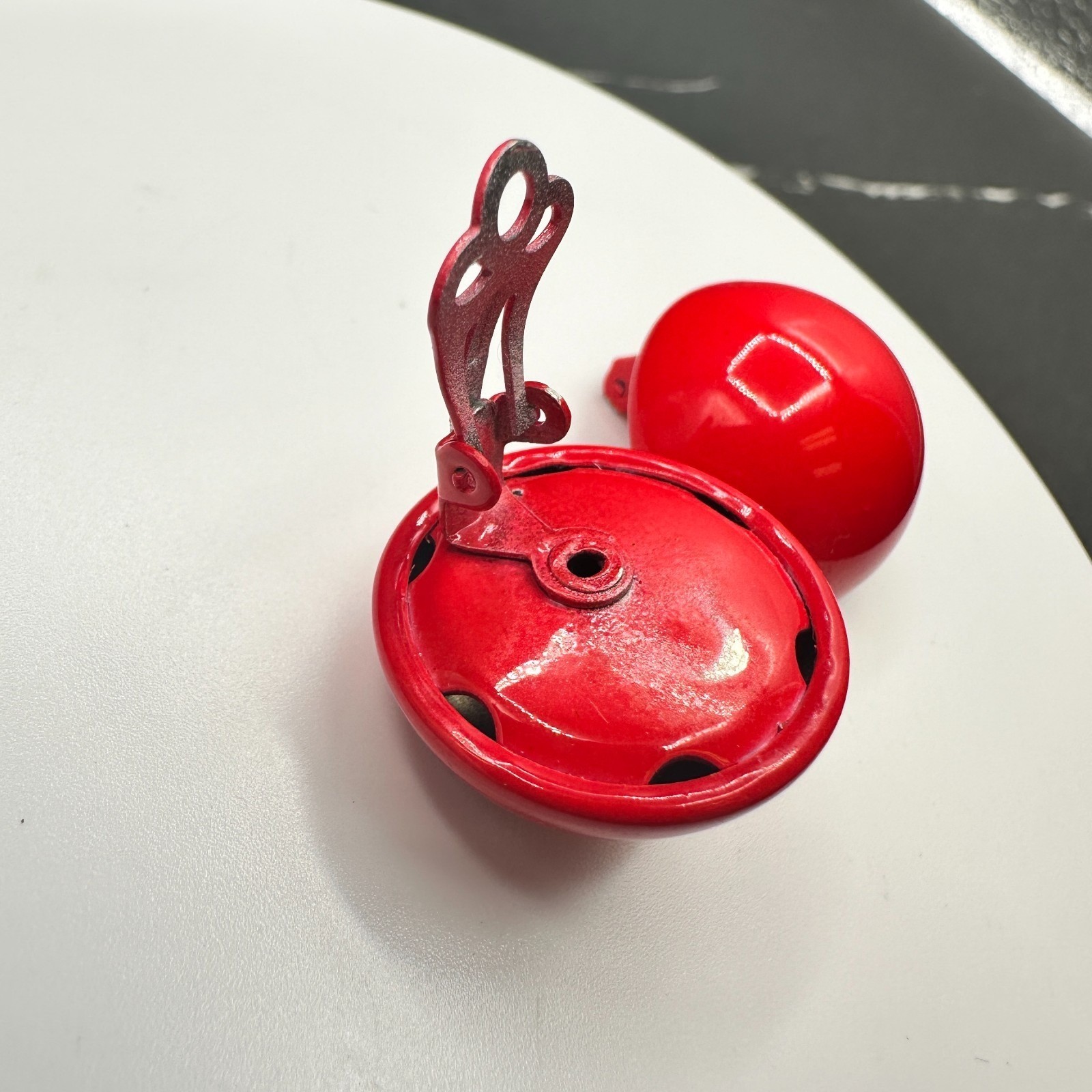 Vintage 90s Red Dome Earrings Boho Retro Women’s Classic Fashion Jewelry