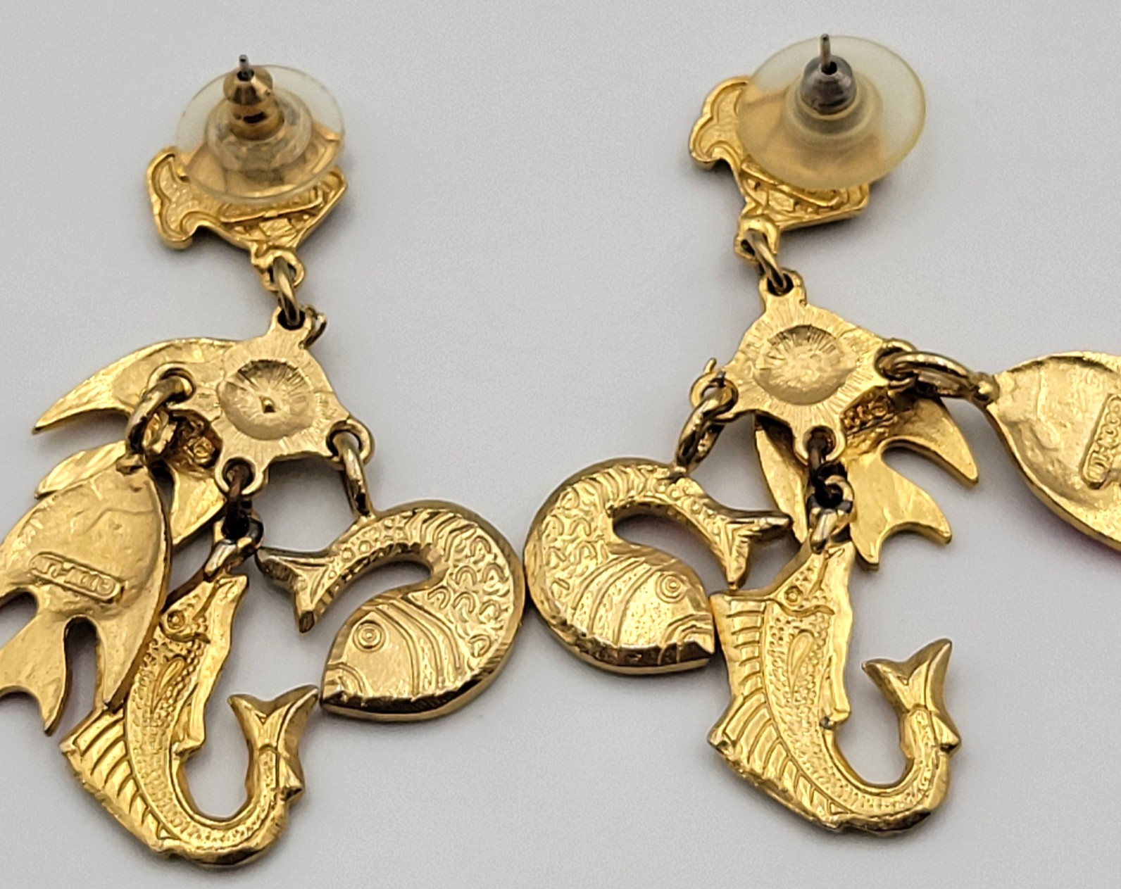 Vintage Don-Lin Enamel Tropical Fish Dangle Drop Earrings Pierced Gold Tone
