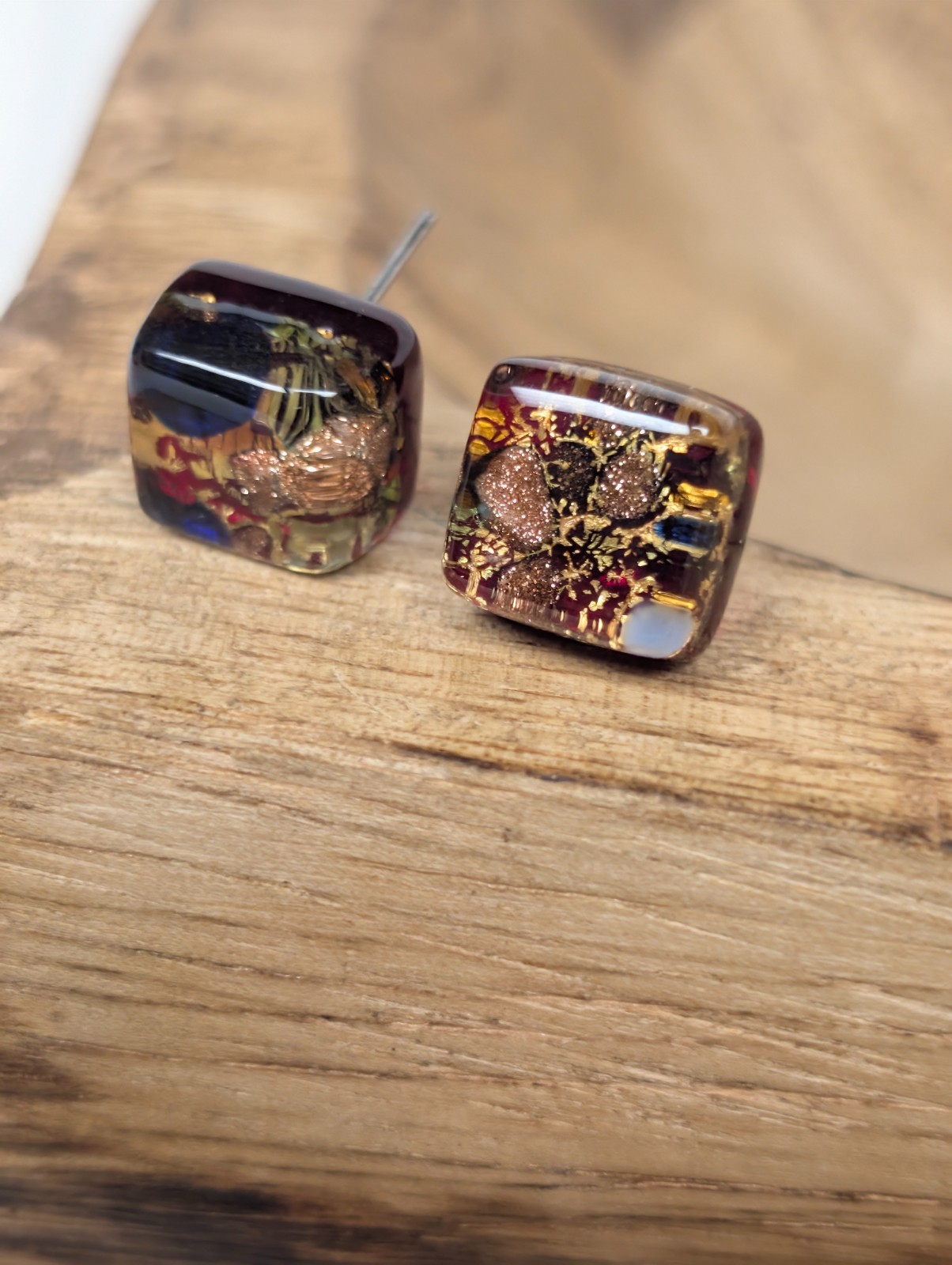 Gorgeous Vintage Italy Murano Glass Square Earrings Gold Foil Sparkly