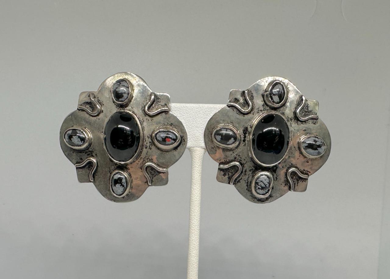 Vikki Carr Estate Native American Onyx Agate Silver Earrings Certificate Authent