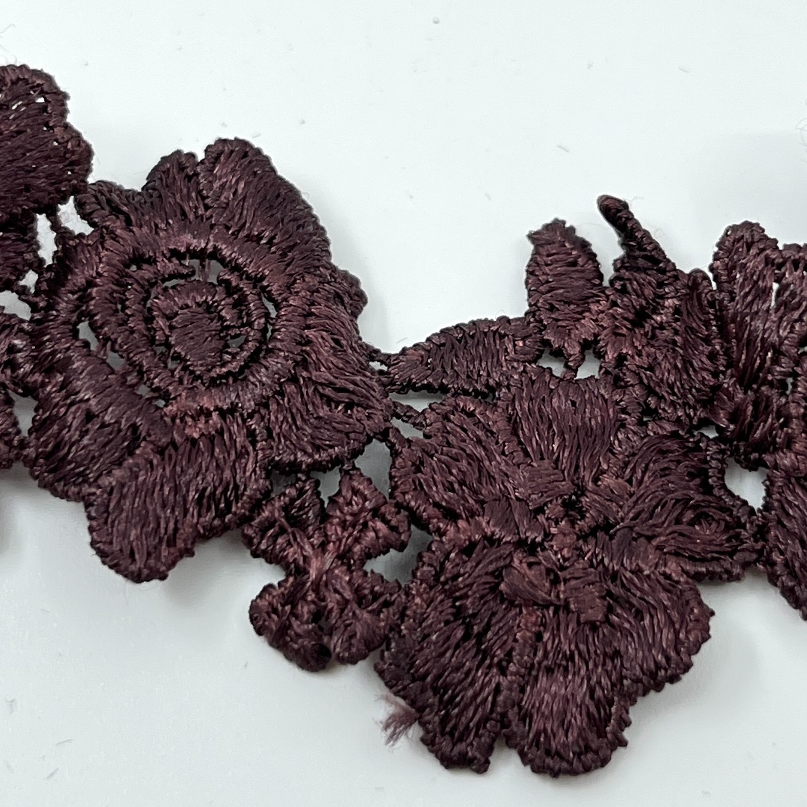 Vintage Retro Dark Burgundy Lace Rose Floral Choker Necklace Gold Tone Jewelry