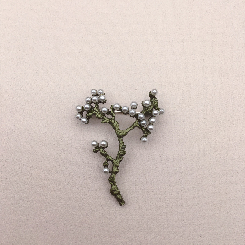 Vintage Green Color Plant Pearls Brooch Pin Flower Brooch For Women Jewelry Gift