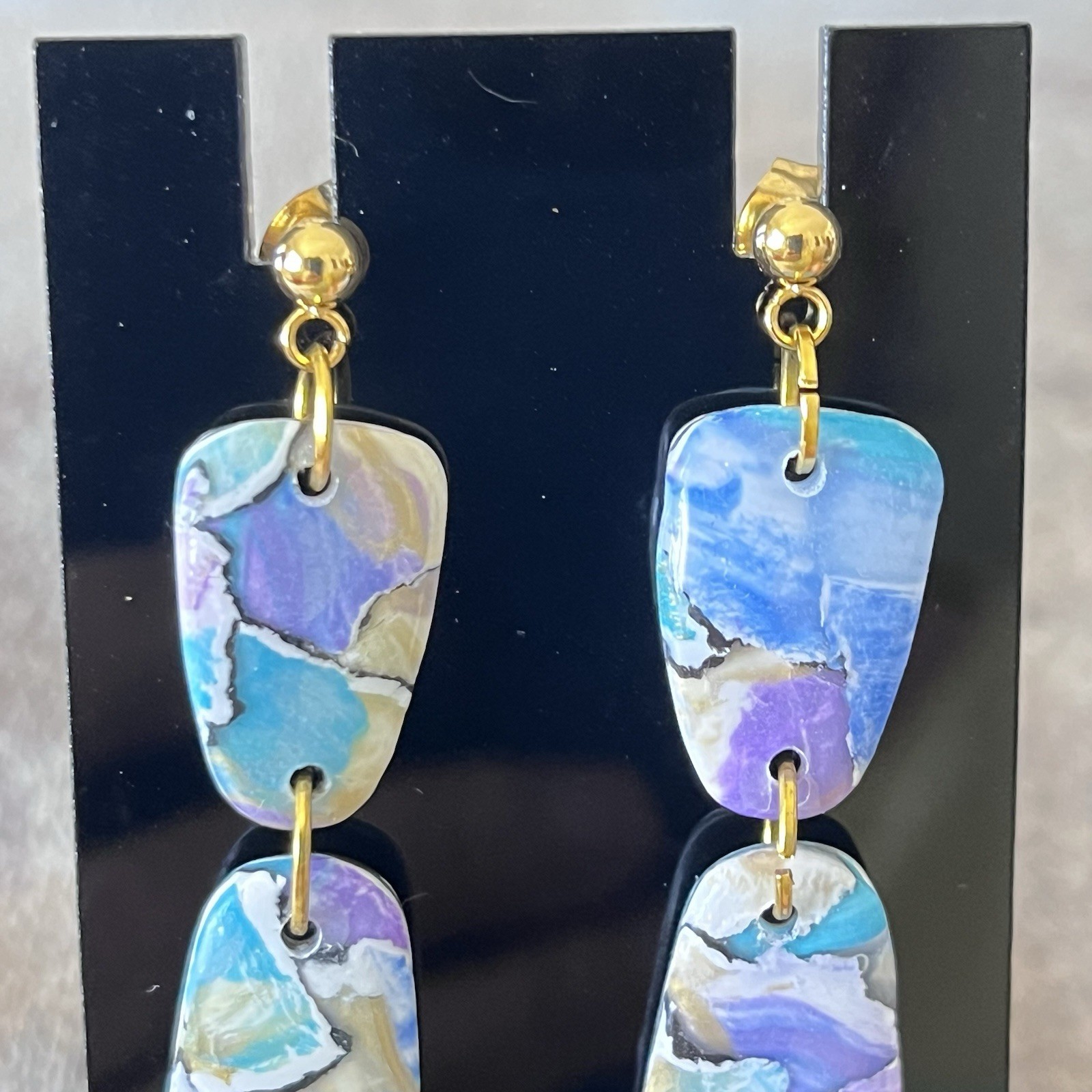Rectangle Dangle Pierced Earrings Blue, Purple, White Swirl Glam MCM Gold Tone