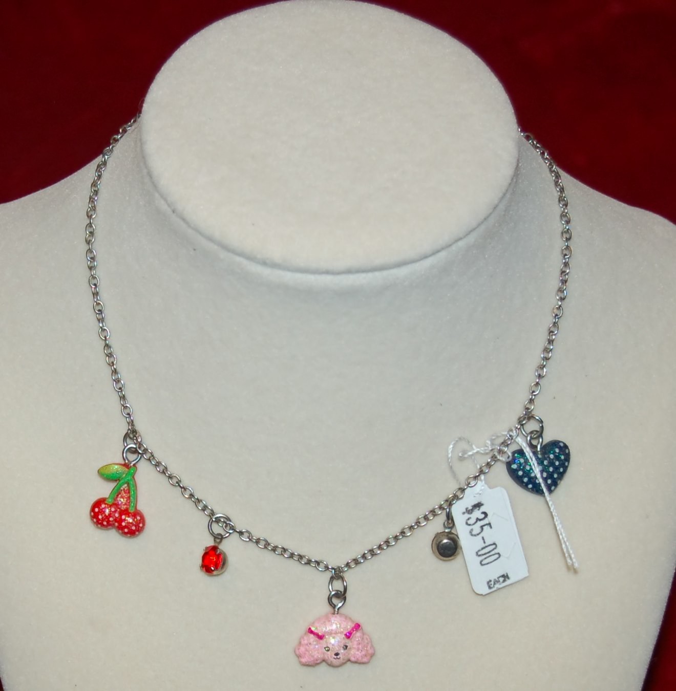 VINTAGE JEWELRY Necklace Nostalgia Charms