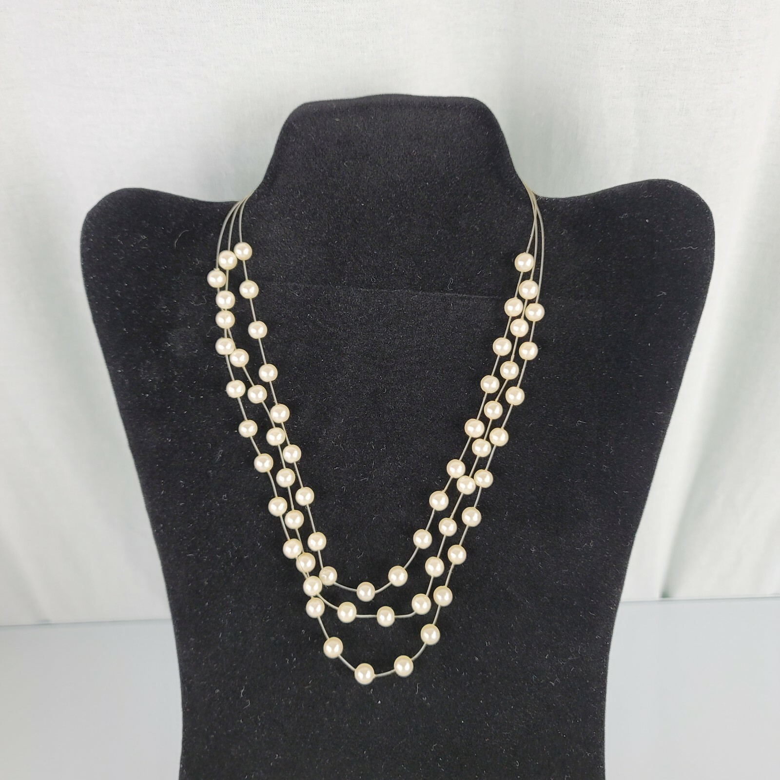 Avon Costume Jewelry Necklace Set Lot Bracelet Earrings Pearl Turtle 17 pieces