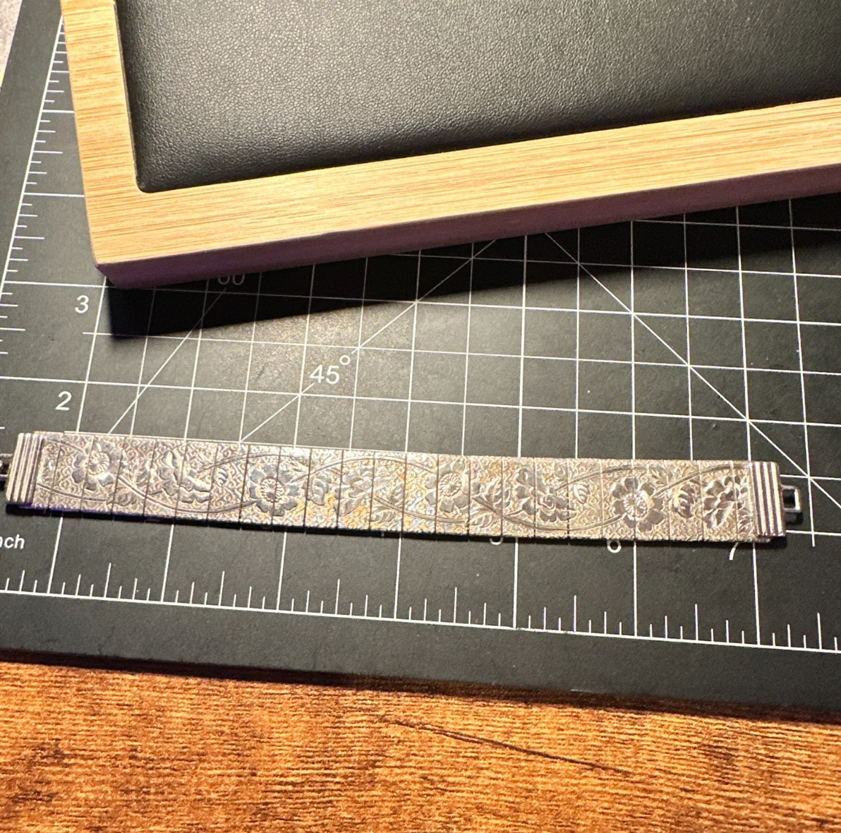 Vintage Japanese Style Panel Bracelet Floral Etched Engraved – 7″