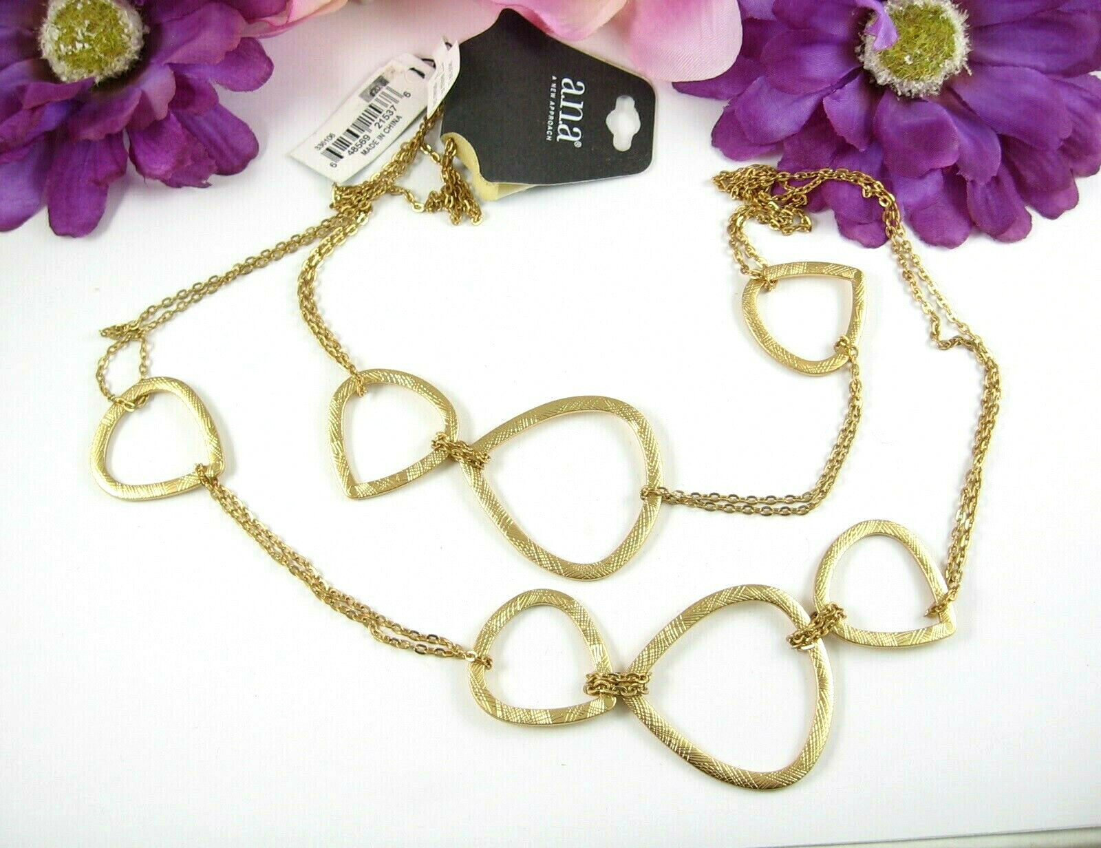 A.N.A Vintage NECKLACE Rounded Triangles Goldtone Designer Signed Tags Ana 36″