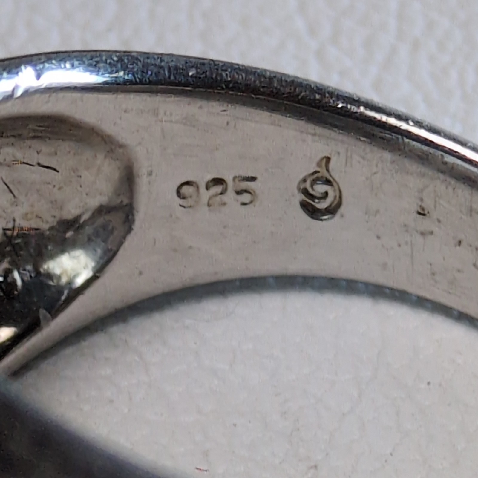 Bold 925 Sterling Silver Geometric CD Logo Revolution Ruby Signet Ring Heavy 11g