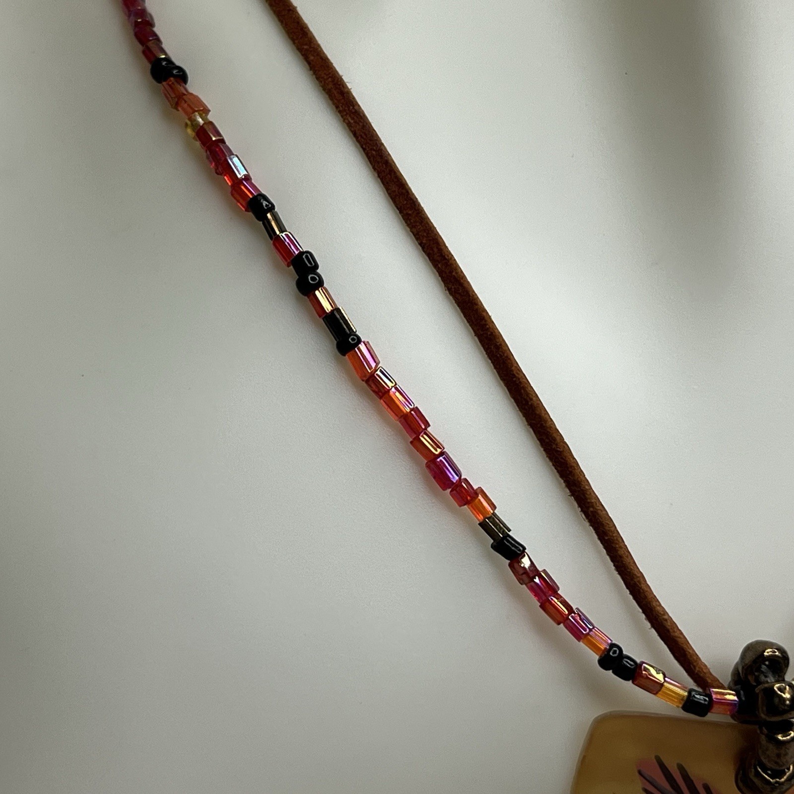 Vintage Hand Painted Hibiscus Mother of Pearl Beaded Necklace