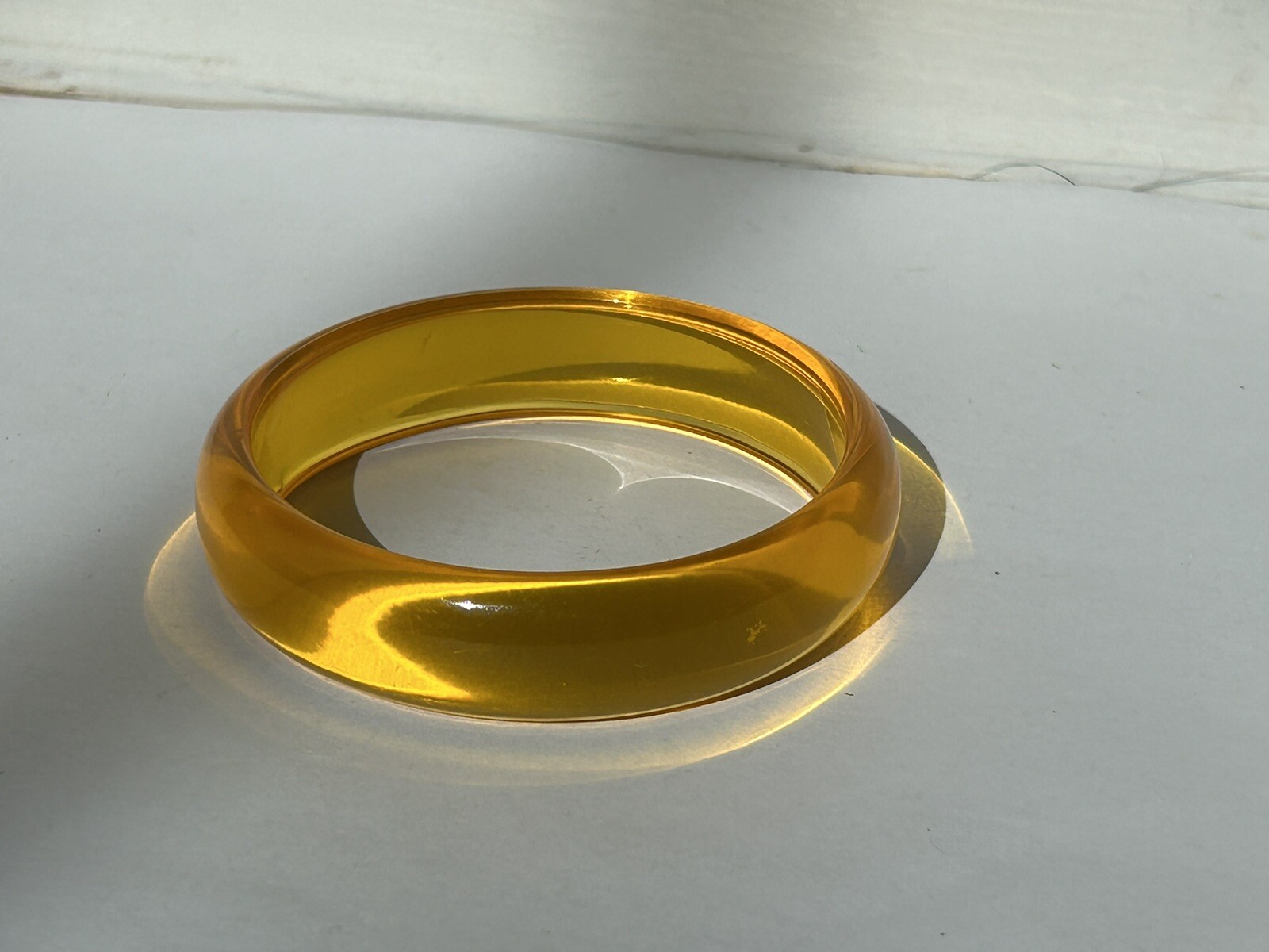 Vintage ‘80s Sunny Lemon Lucite Acrylic Yellow Transparent HiLo Bangle