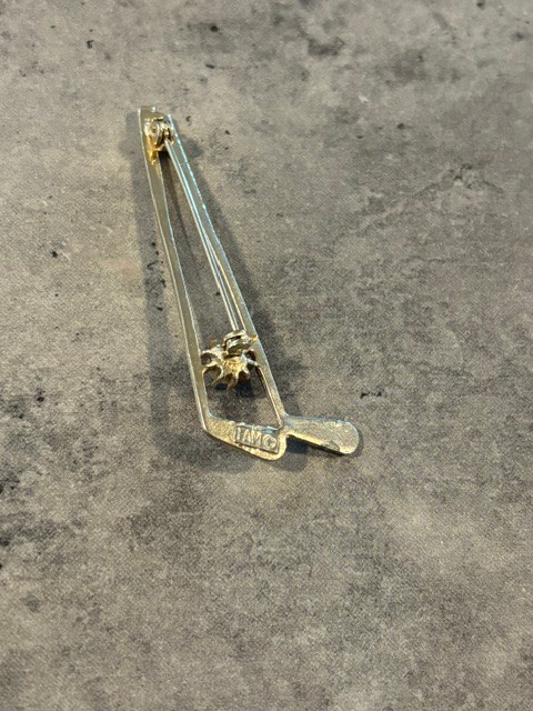 Vintage FAM Silver Tone Golf Clubs with Faux Pearl Brooch Pin
