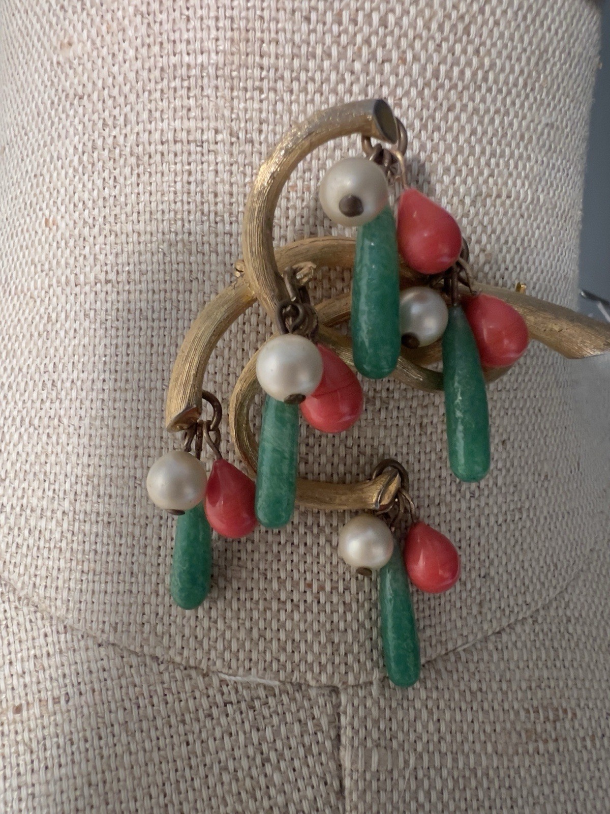 Vintage KRAMER Poured Glass & Faux Pearl Dangles “Branches” Brooch 2.5” Long
