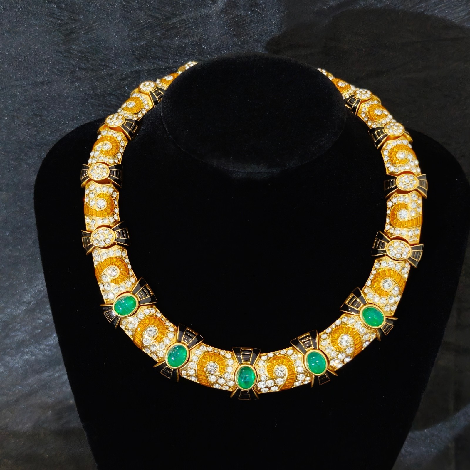Vintage SAVAR.E Green Cabochon & Crystal Enamel Necklace & Earrings Set