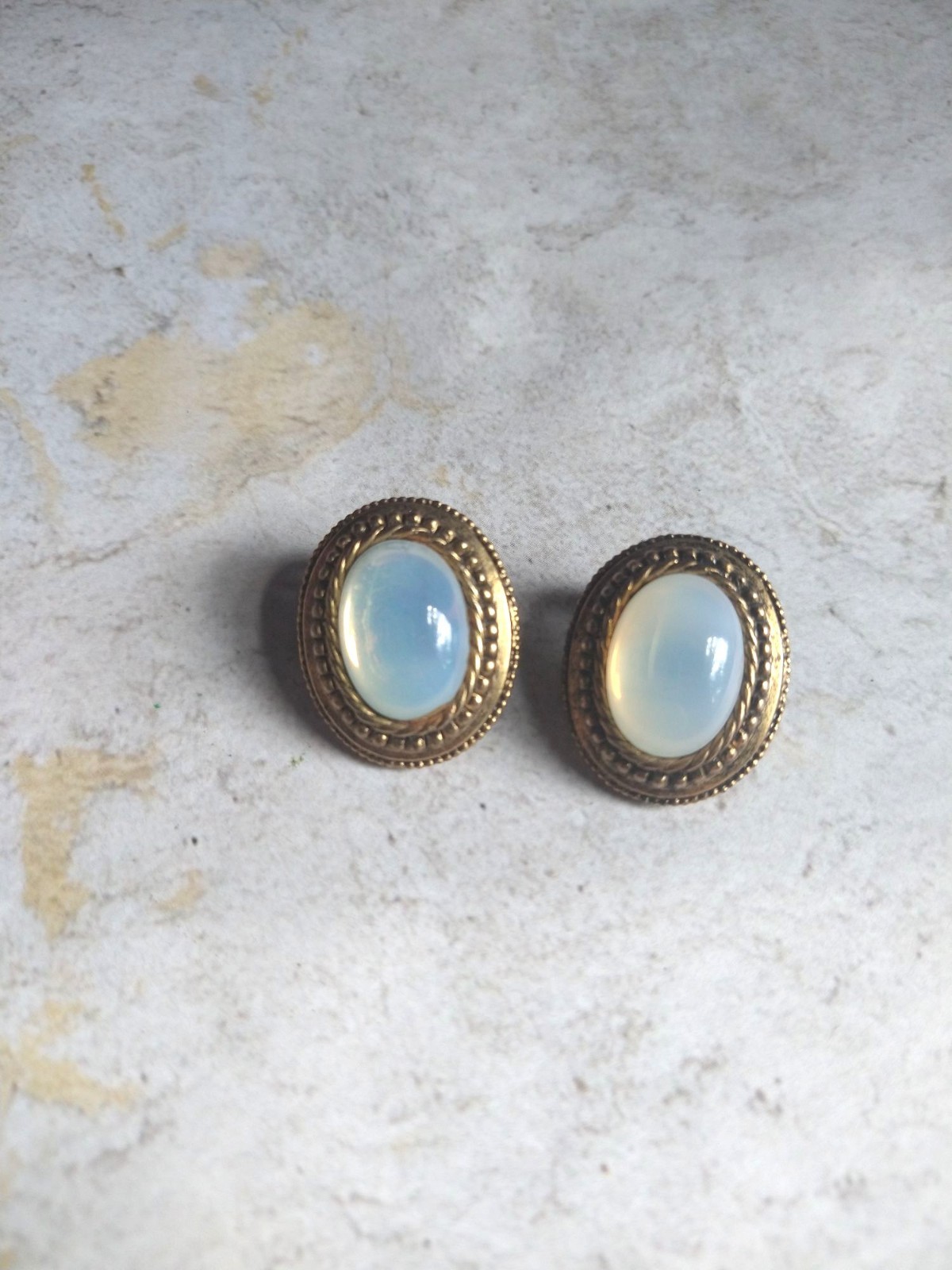 Hollycraft Vintage Moonstone Clip On Earrings
