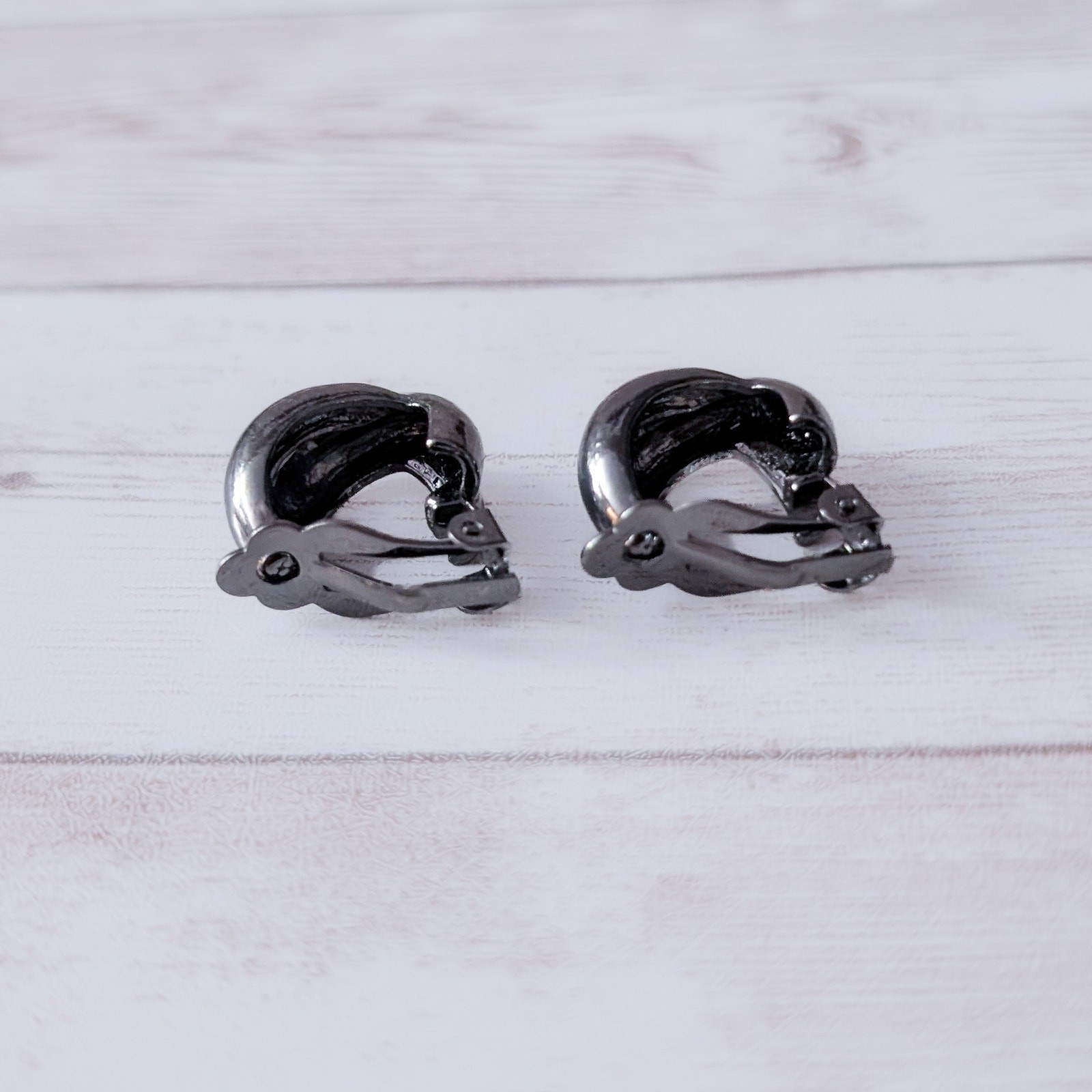 Vintage Clip On Earrings Dark Grey Twisted Chunky Hoops
