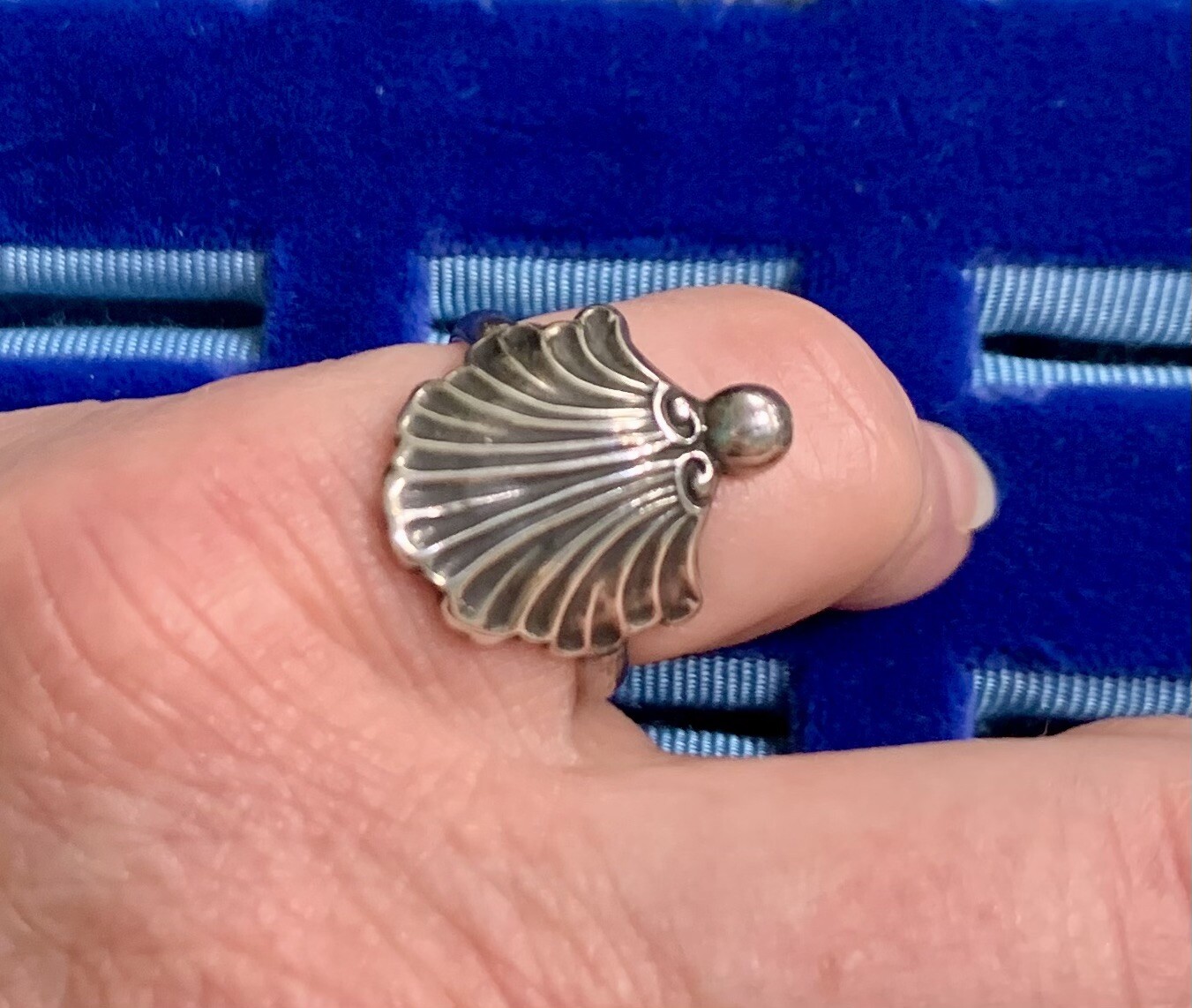 Vtg 1950’s JM Joseph Masaniello Sterling Silver Shell Ring Sz 6, .75”x.5”Top