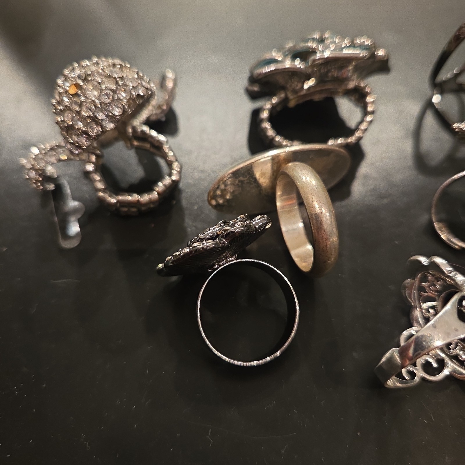 14pc Mixed Lot Vintage Style Rings & Stones, Gold & Silver Tone