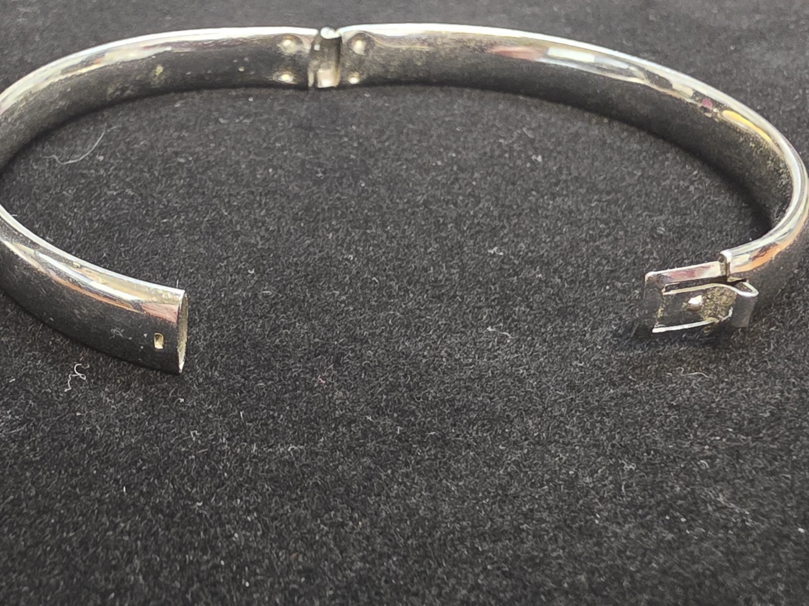 1950s White Silver Tone Bangle Bracelet Vintage Polished Brushed