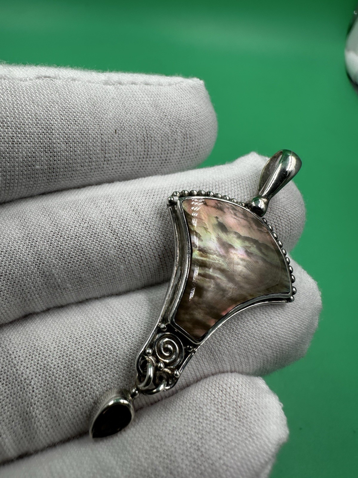 SAJEN 925 Sterling Vintage Abalone Shell Brown Quartz Gem Ornate Pendant