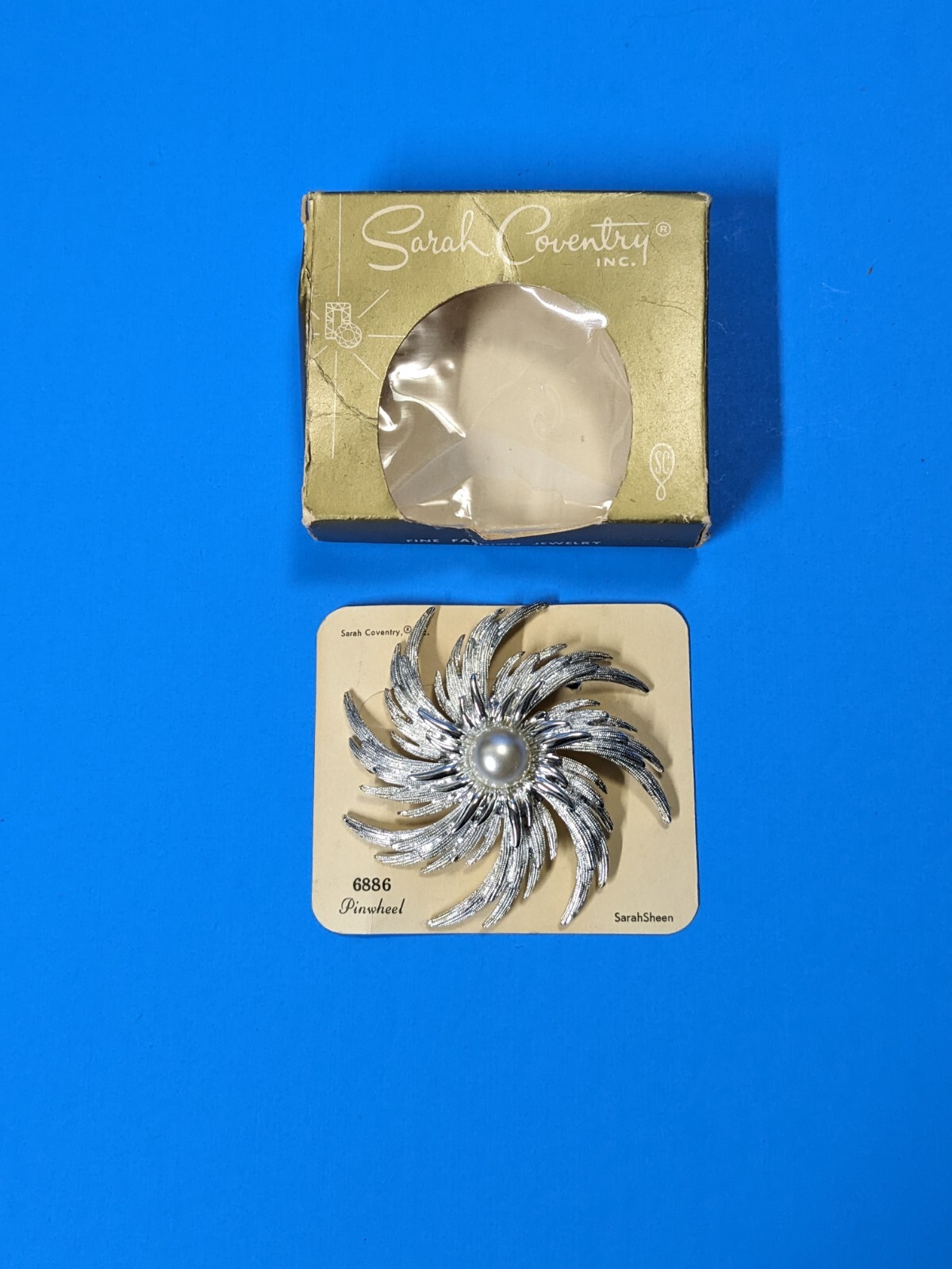 Vintage Sarah Coventry Silver Tone Pinwheel Sunburst Brooch Pin Faux Pearl