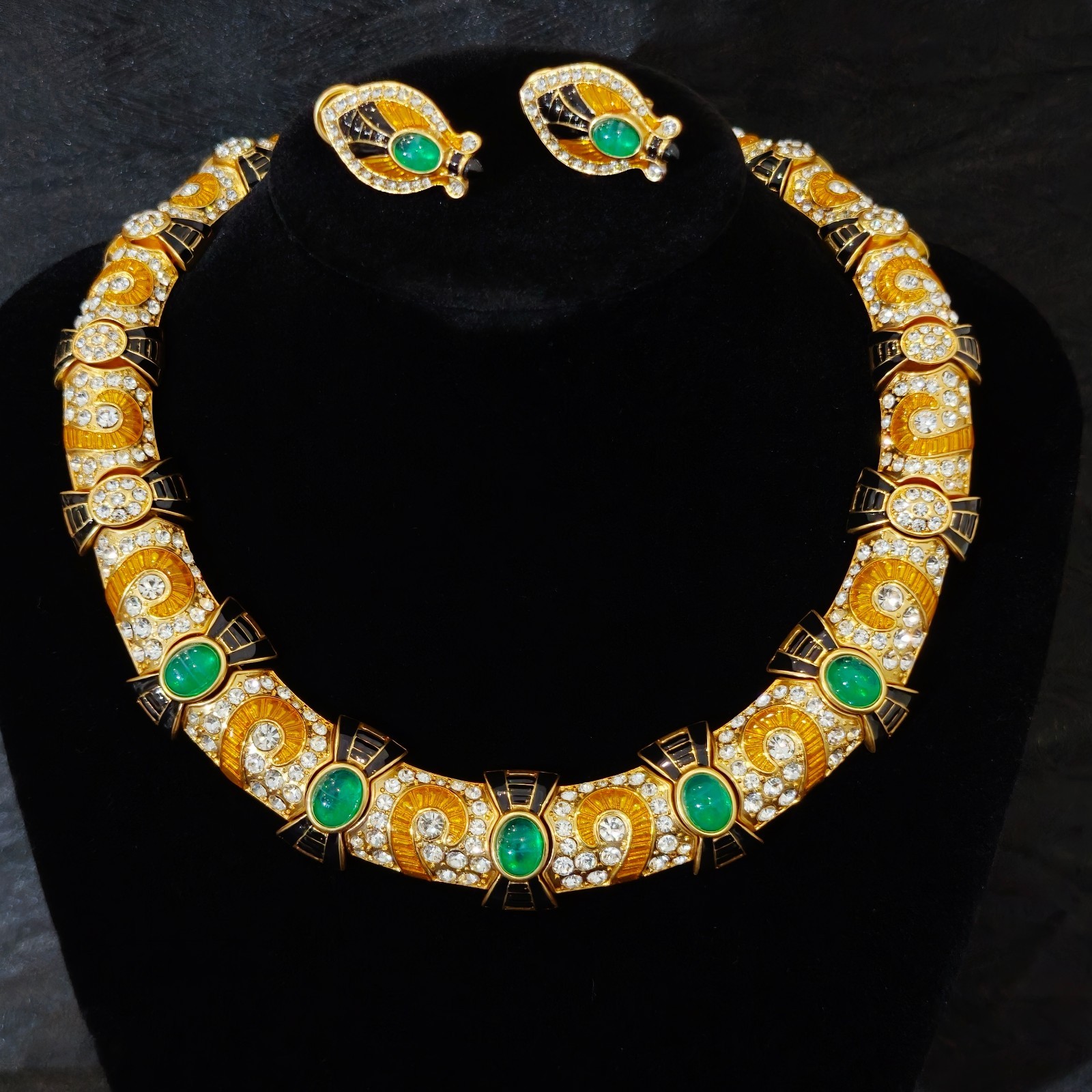 Vintage SAVAR.E Green Cabochon & Crystal Enamel Necklace & Earrings Set