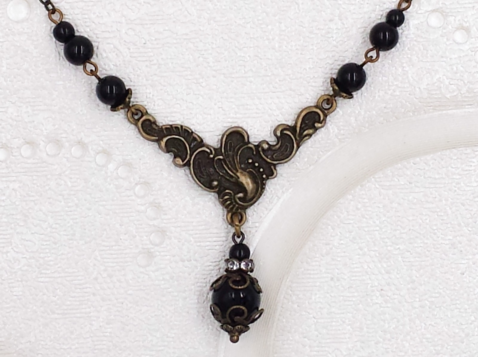 Art Nouveau Necklace Black Bead Rhinestone Antiqued Bronze Victorian Jewelry