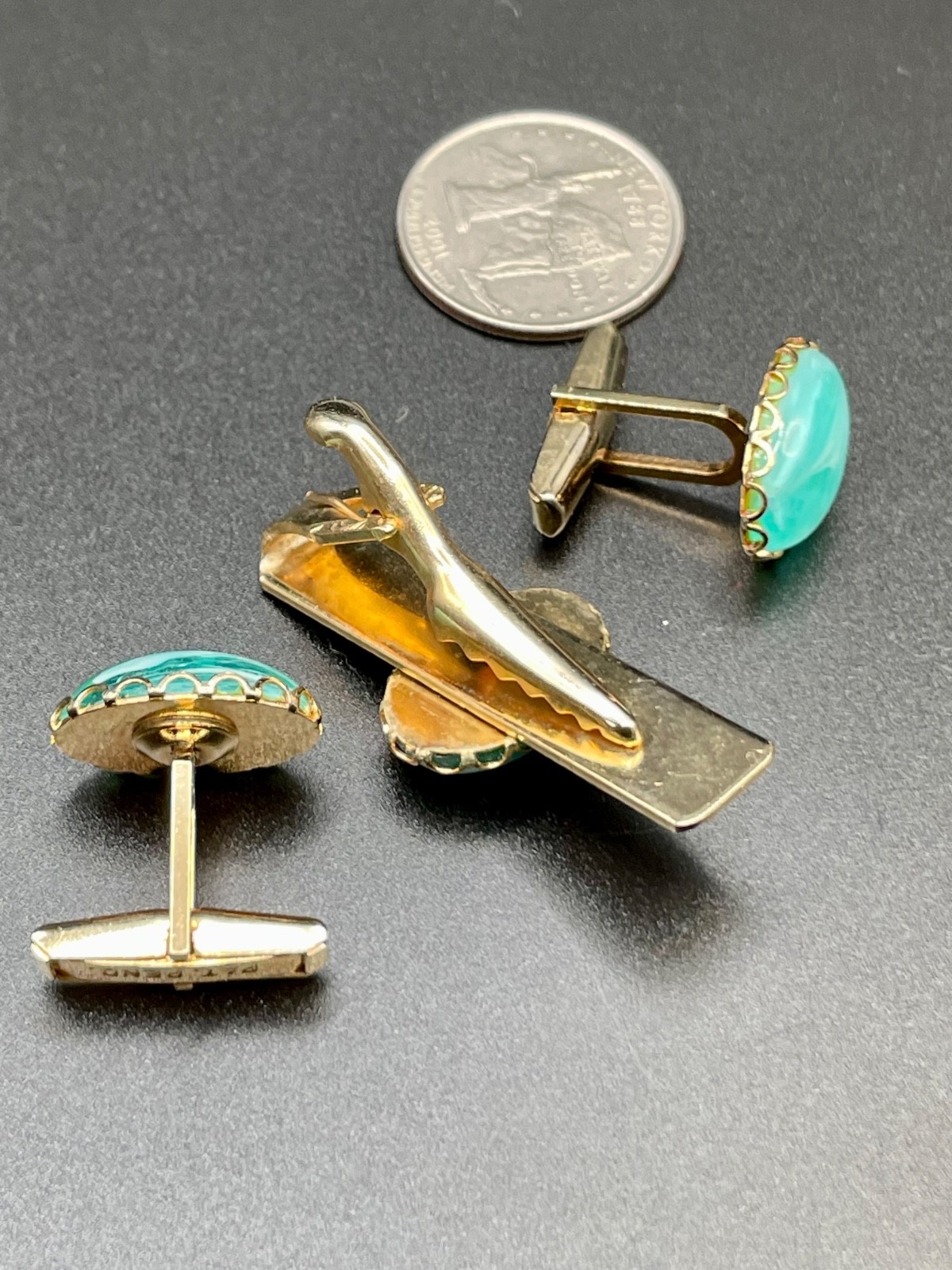 Vintage Gold Tone Aqua Mint Swirl Lucite Cufflinks Tie Bar Set 1950s MCM