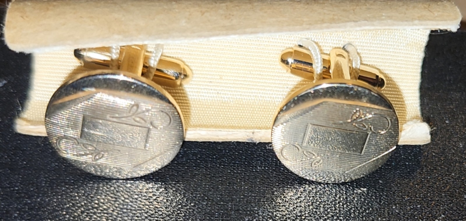 Vintage Floral Cufflinks Lined with Leaf Design