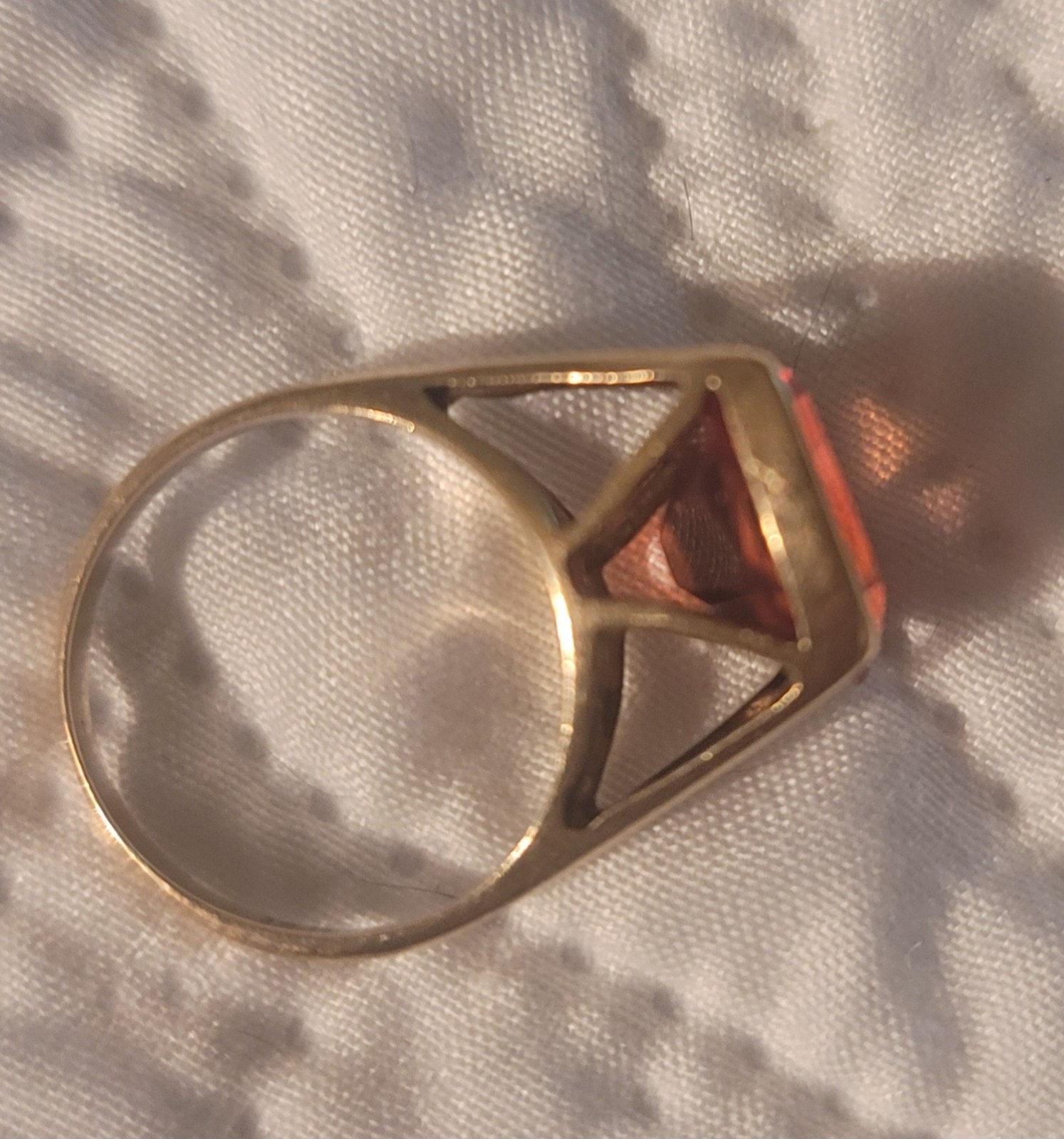 Vintage Mid-Century 14K Vivid Reddish-Orange Sapphire, Approx. 6.00 Carats