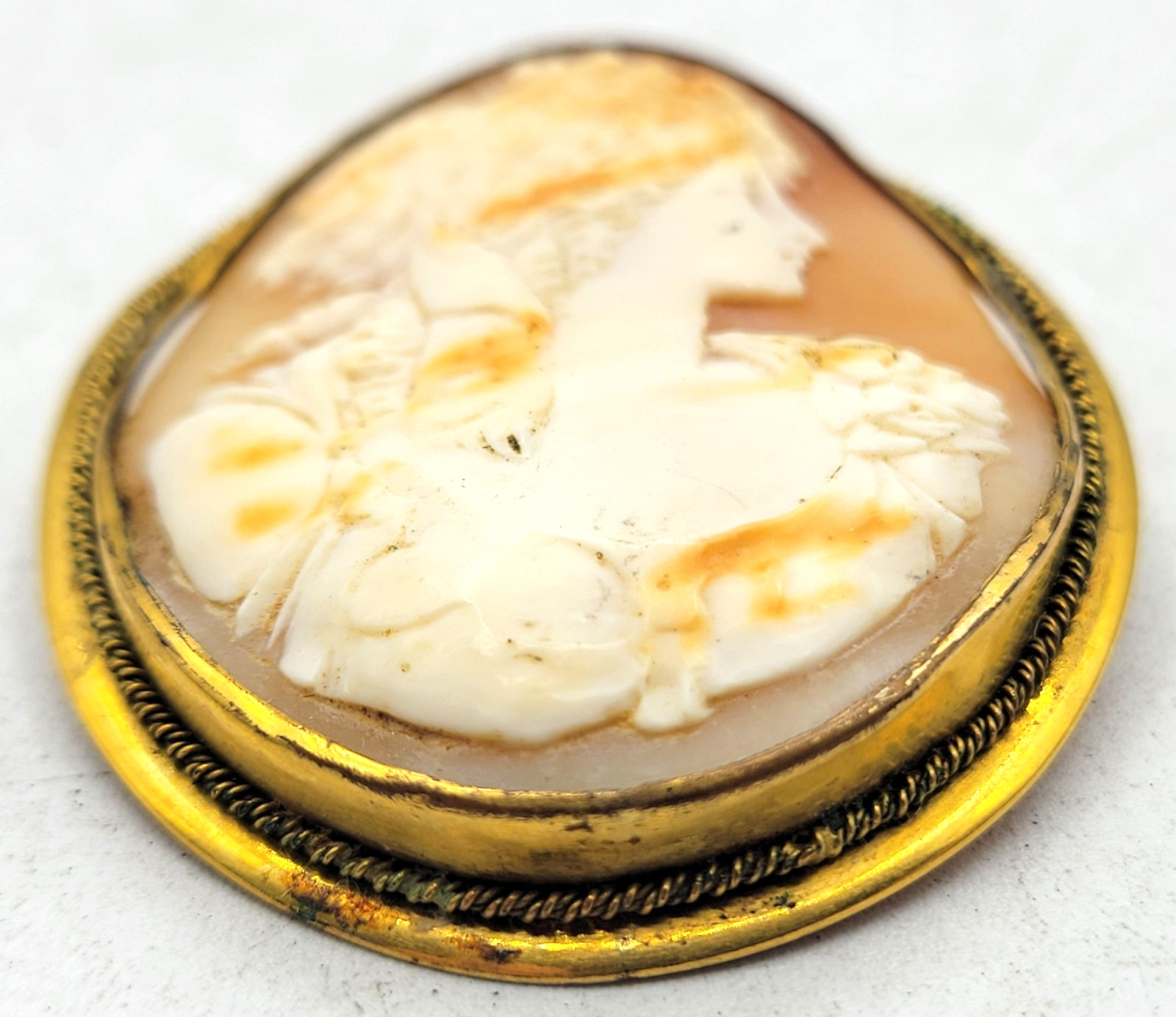 Vintage Carved Shell Cameo