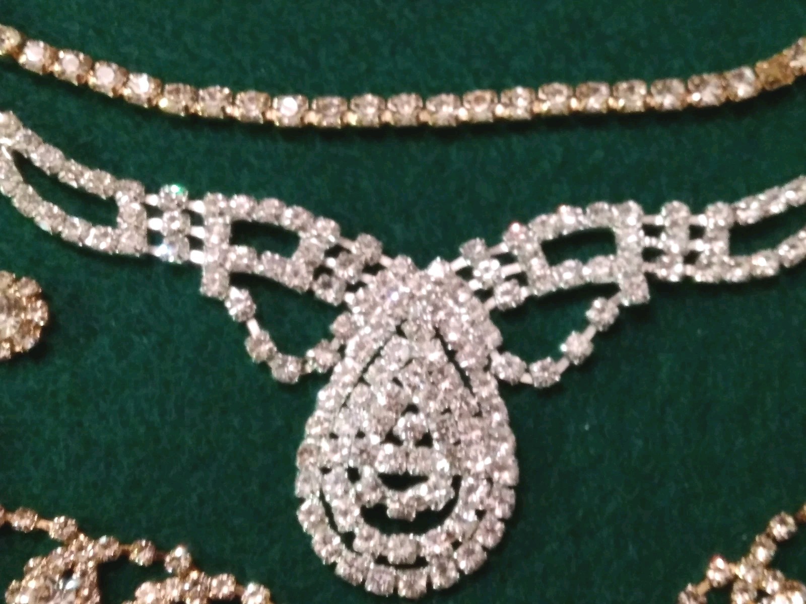 Vintage 2 Now Crystal Rhinestone Jewelry Lot 16pc Necklaces Bracelets Earrings