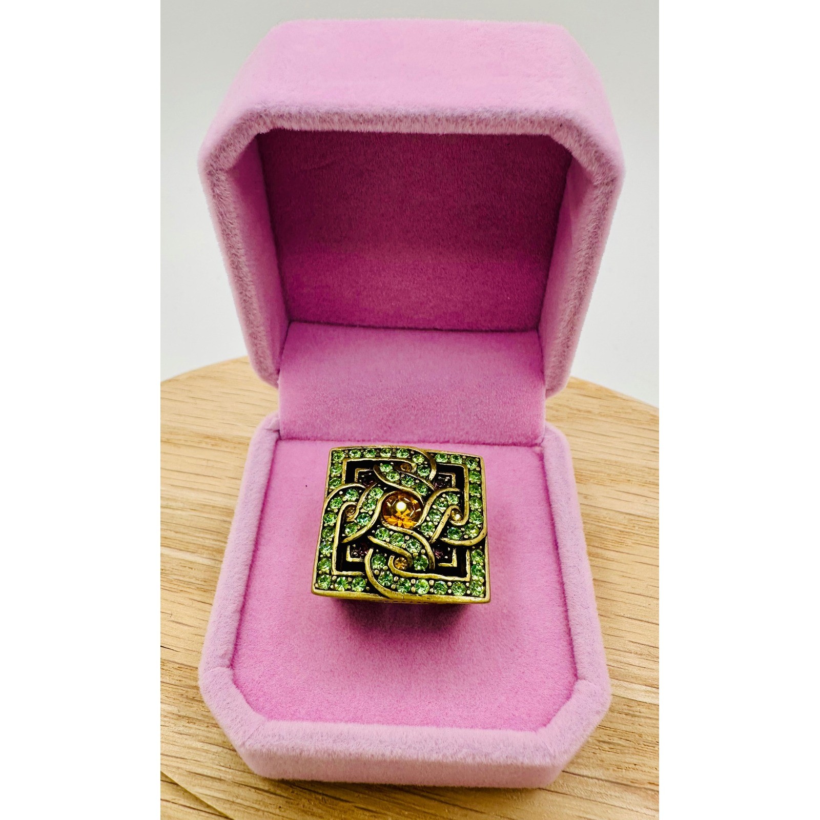 LA Vintage Green Orange Crystal Celtic Square Statement Ring Gold Tone Size 6