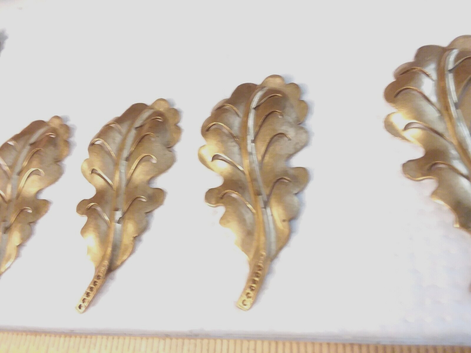 Antique/Vintage 3″ Brass Leaf Stamping /W place for 1mm Rhinestones 01-01-2024
