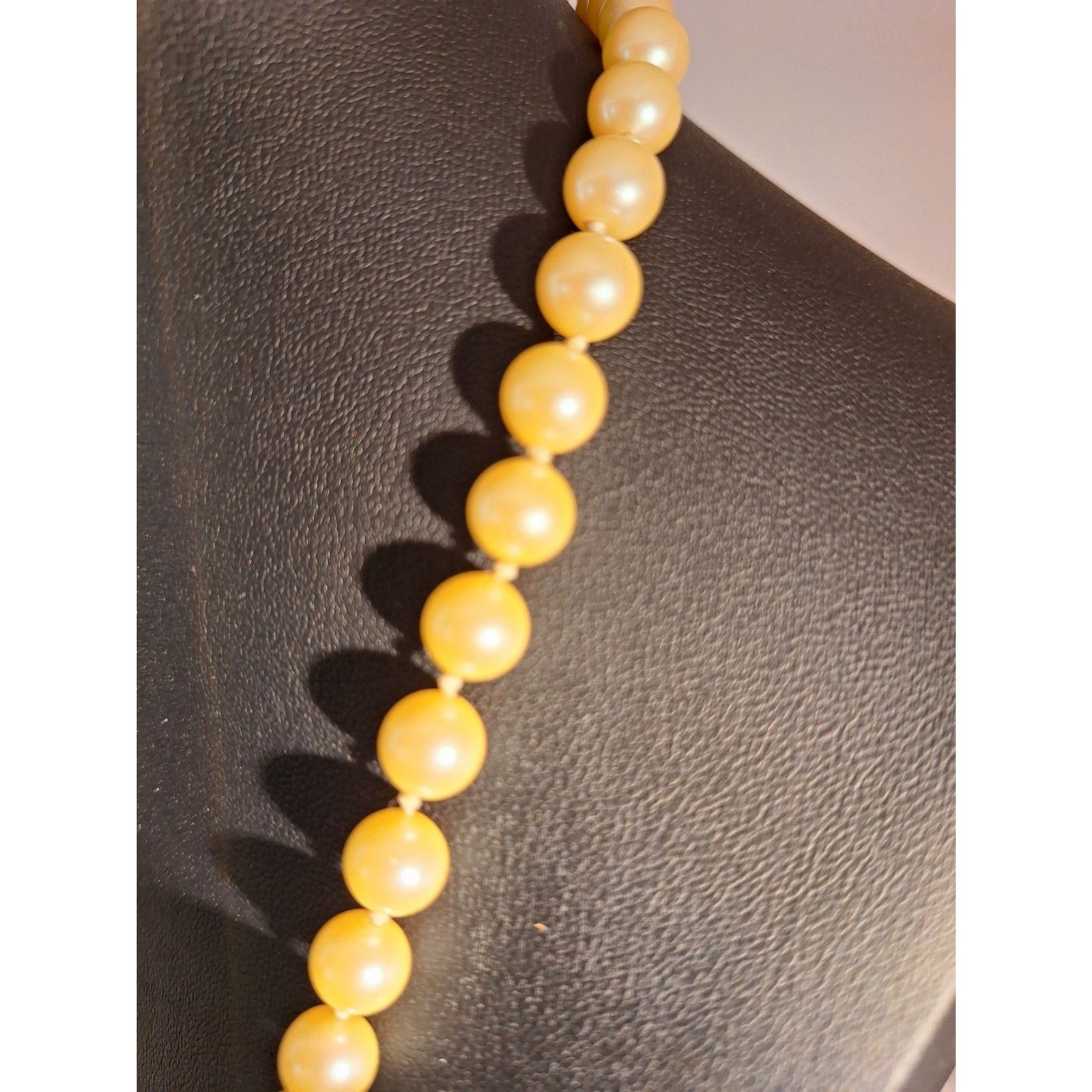 A Vintage Faux Pearl Necklace Grandmacore Elegant Champagne Regencycore Coquette