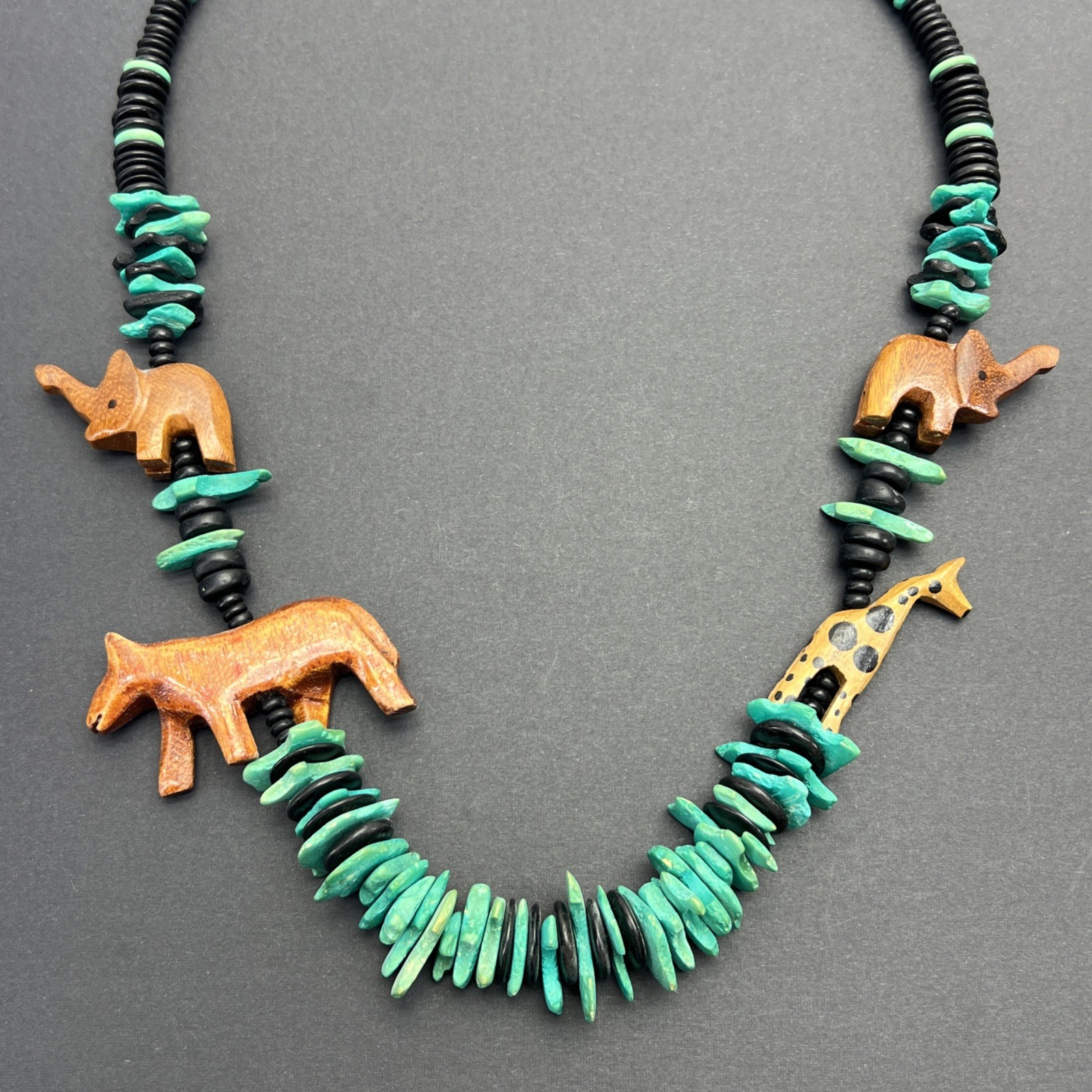 Carved African Elephant Giraffe Graduated Necklace Ceramic Turquoise Wooden VTG