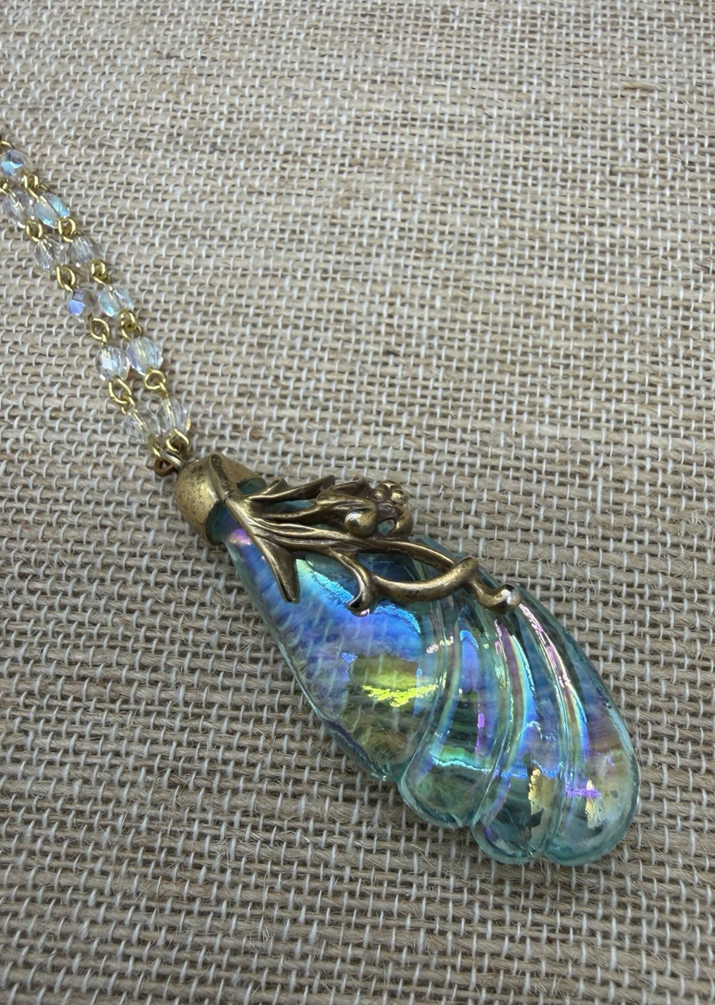 KIRKS FOLLY IRIDESCENT ELONGATED CRYSTAL PENDANT NECKLACE GORGEOUS