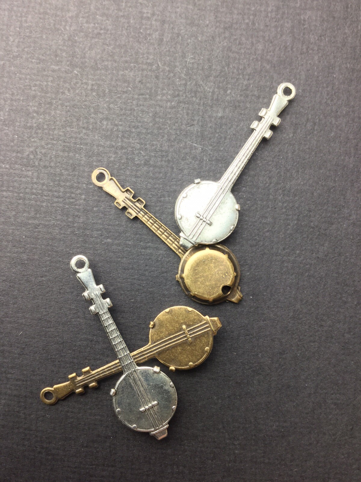 55553- 2 Pc Small Banjo Charm Jewelry Finding Brass Ox