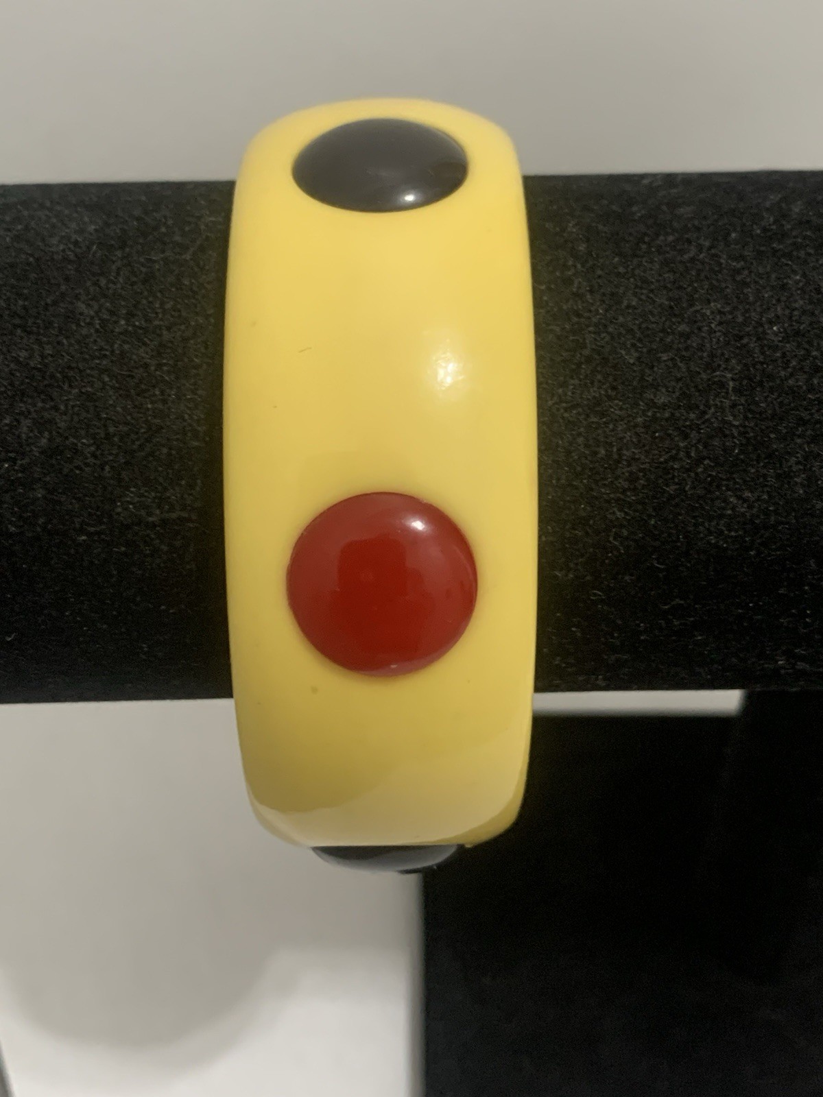 Rare Vintage Raised Red & Black Polka Dot Bakelite Bangle Bracelet Beautiful WoW