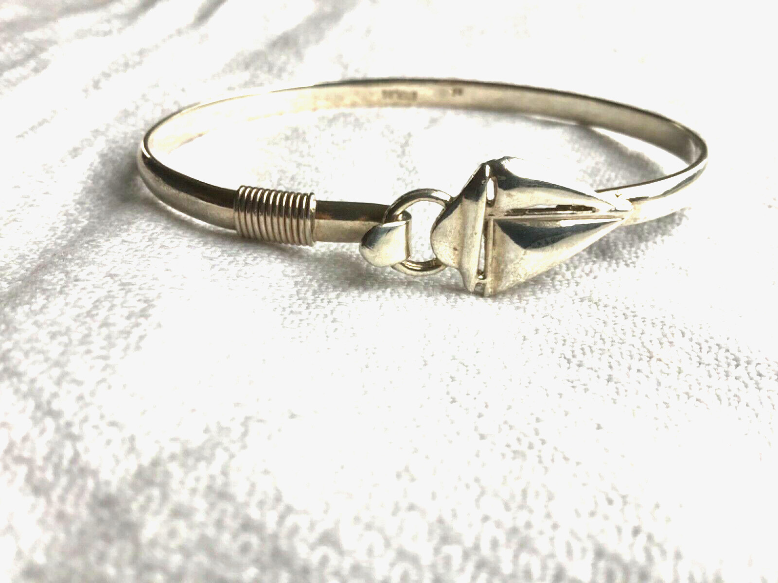 Sterling Bangle Sailboat Design Front Opens 4mm Wide Back 7 1/2” Circumference