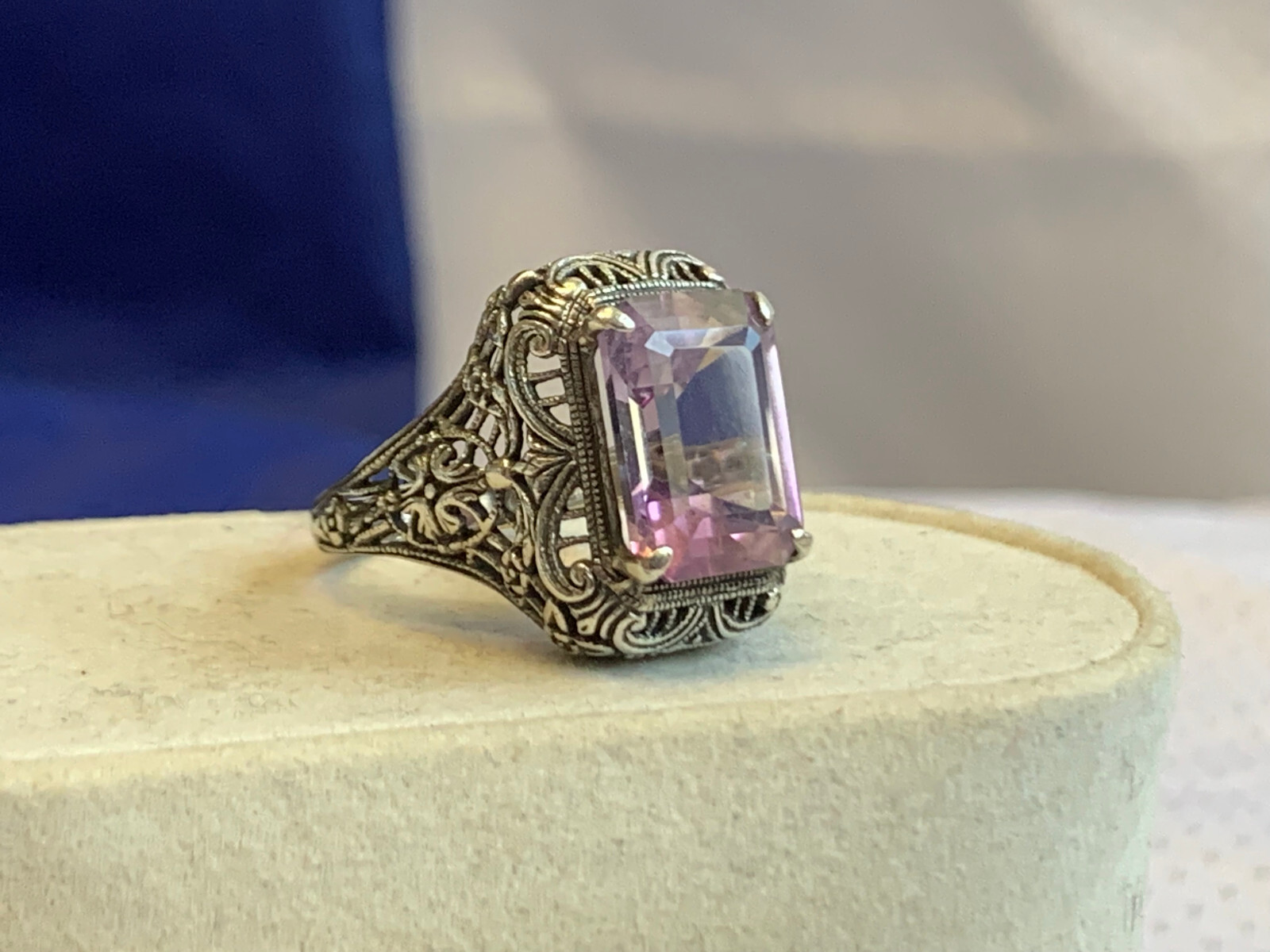 Vtg Sterling Silver Ring 4.6g Fine Jewelry Sz 5.75 Amethyst Color Baguette Stone