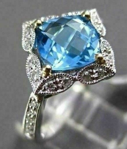ESTATE 1.88CTW DIAMOND & AAA BLUE TOPAZ 14KT TWO TONE GOLD STAR FILIGREE RING