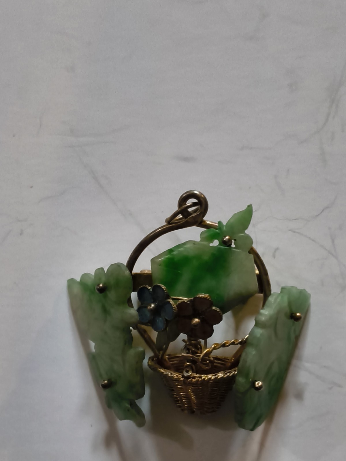 Jade Green Flower Basket Brooch Pin Gold Tone, Flowers & Plants Theme