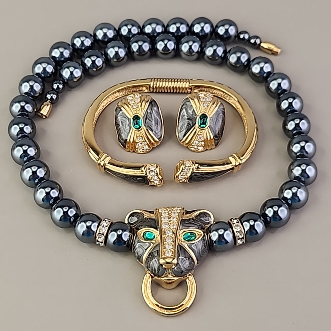 Vintage Kenneth J Lane For Avon Panther Set Gray Necklace Bracelet Earrings KJL