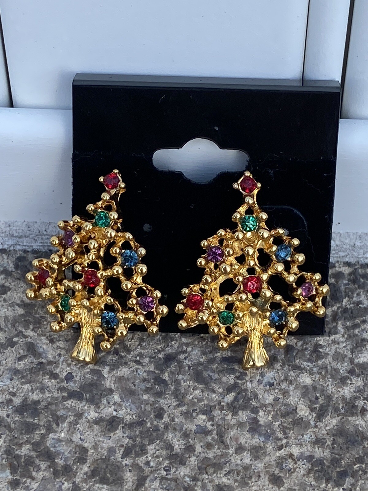 VINTAGE YELLOW GOLD TONE RHINESTONE EARRINGS 1.25” PIERCED